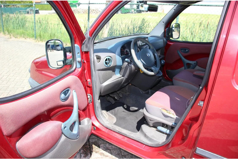 Panel van Fiat Doblò Cargo 1.9 JTD SCHUIFDEUR: picture 10
