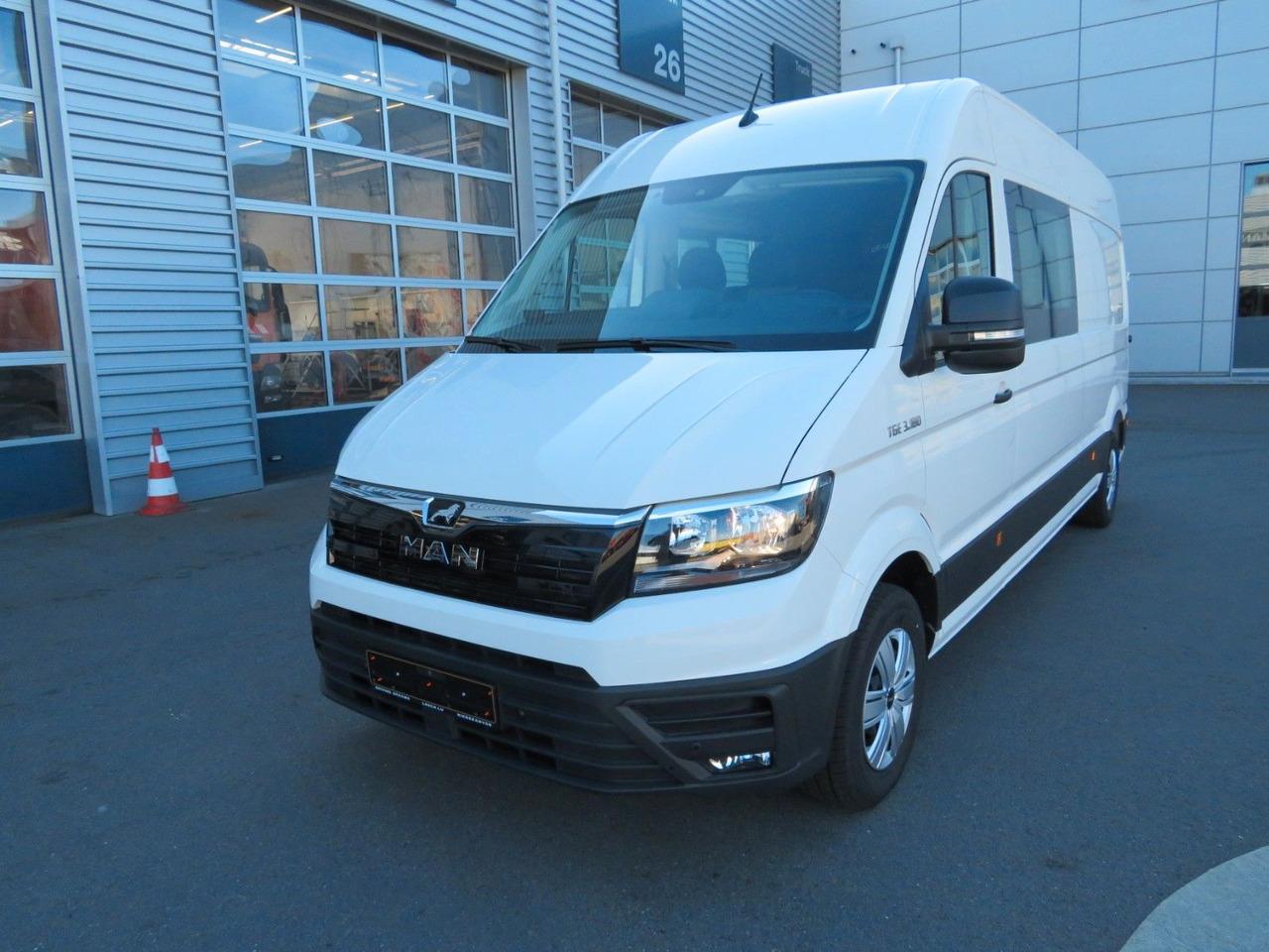 MAN TGE 3.180 4X2F L4H3 SB Doka Kasten - Panel van, Combi van: picture 2 MAN TGE 3.180 4X2F L4H3 SB Doka Kasten - Panel van, Combi van: picture 2
