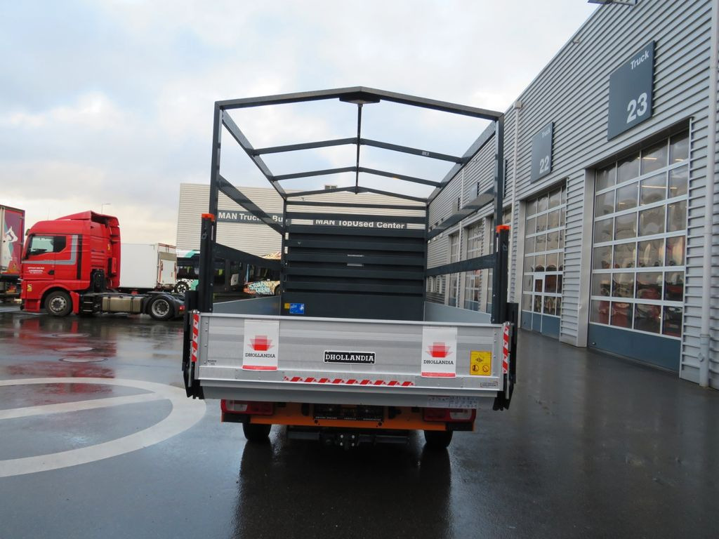 Volkswagen Crafter 35 L4 EK Pritsche+Plane+Werkzeugkoffer - Curtain side van: picture 5 Volkswagen Crafter 35 L4 EK Pritsche+Plane+Werkzeugkoffer - Curtain side van: picture 5