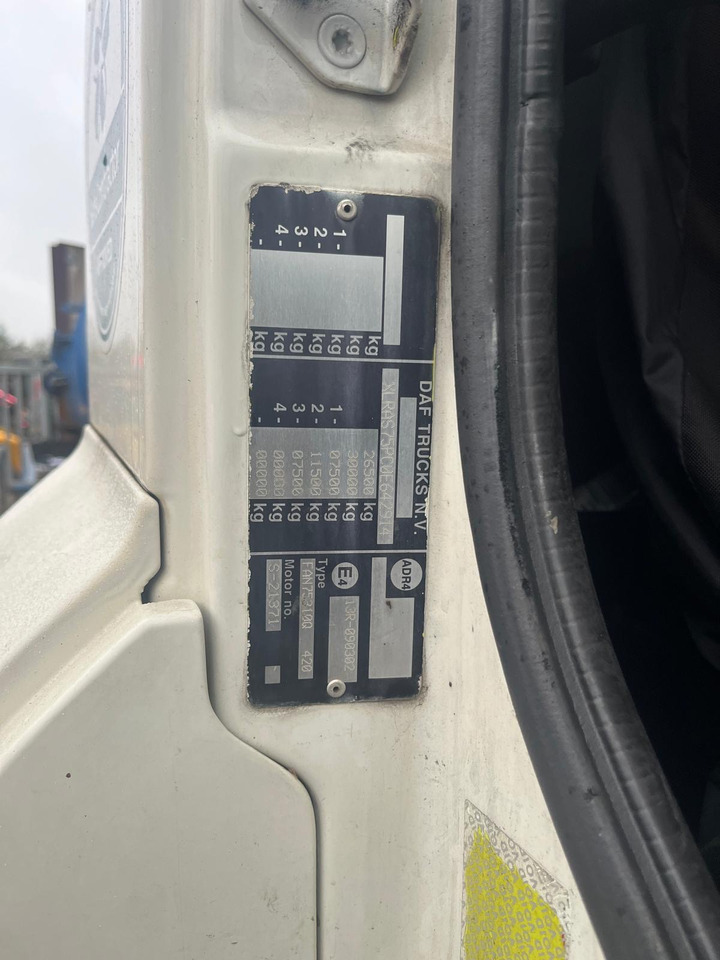 DAF 75 CF - Tank truck: picture 4 DAF 75 CF - Tank truck: picture 4