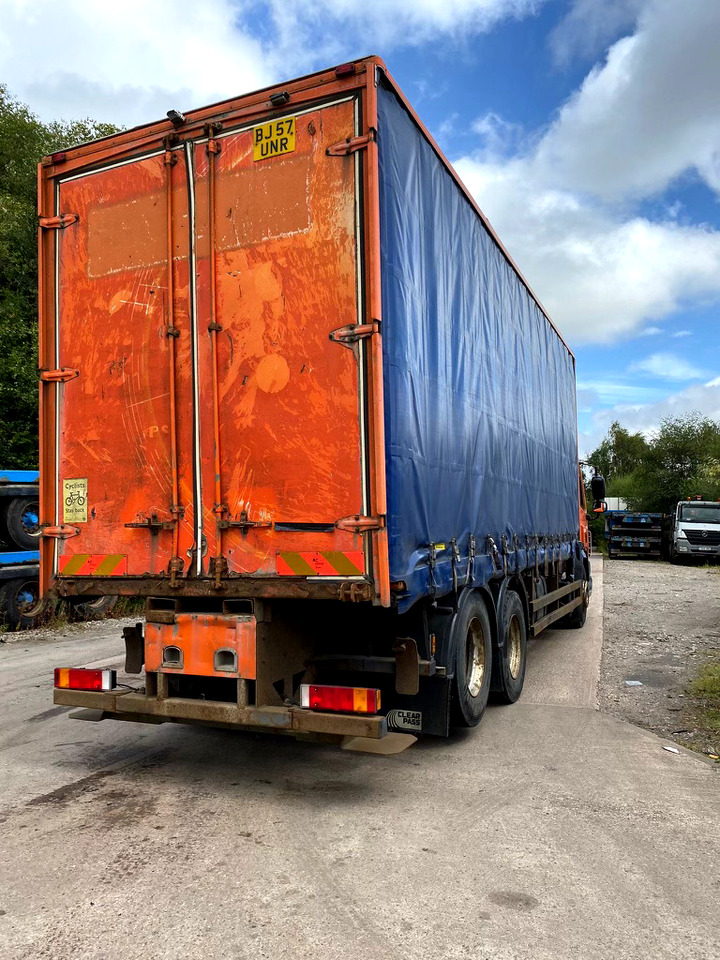 DAF 75CF 310 6X2 - Curtainsider truck: picture 4 DAF 75CF 310 6X2 - Curtainsider truck: picture 4
