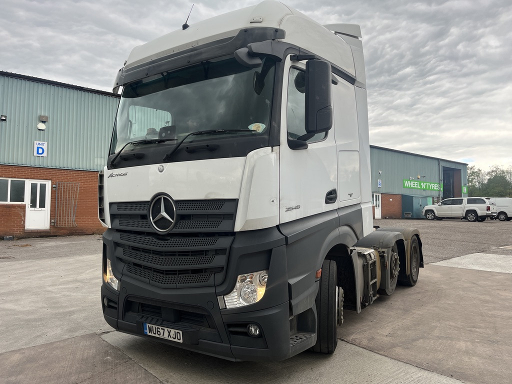 Mercedes Actros 2545 6x2 Tractor Unit - Tractor unit: picture 1 Mercedes Actros 2545 6x2 Tractor Unit - Tractor unit: picture 1