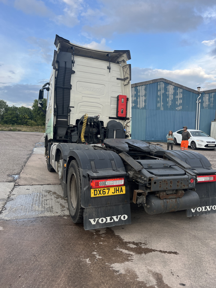 Volvo FH 500 6x2 Tractor Unit - Tractor unit: picture 3 Volvo FH 500 6x2 Tractor Unit - Tractor unit: picture 3