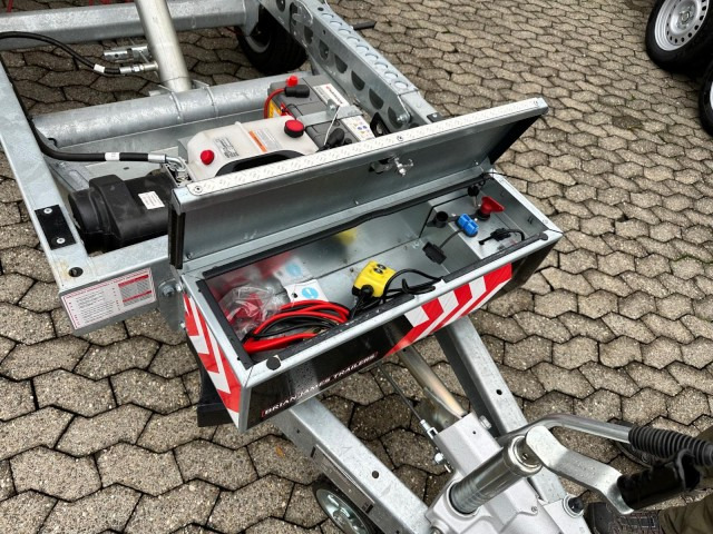 Brian James Cargo Tipper 2, Heckkipper 526-3116-35-2-12, 3100 x 1600 x 300 mm, 3,5 to. - Tipper trailer: picture 3 Brian James Cargo Tipper 2, Heckkipper 526-3116-35-2-12, 3100 x 1600 x 300 mm, 3,5 to. - Tipper trailer: picture 3