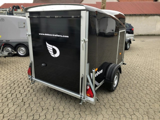 Cheval Liberte Debon Cargo 2 Poly + Türe schwarz 1300 kg, 100 km/h, 300x155x168cm - Closed box trailer: picture 5 Cheval Liberte Debon Cargo 2 Poly + Türe schwarz 1300 kg, 100 km/h, 300x155x168cm - Closed box trailer: picture 5