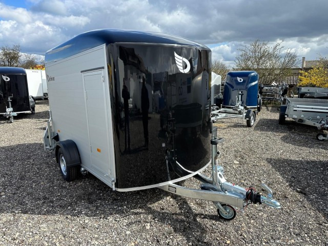 Cheval Liberte Debon Roadster 400 Alu + Türe 1300 kg, 100 km/h, 320x167x200cm - Closed box trailer: picture 1 Cheval Liberte Debon Roadster 400 Alu + Türe 1300 kg, 100 km/h, 320x167x200cm - Closed box trailer: picture 1