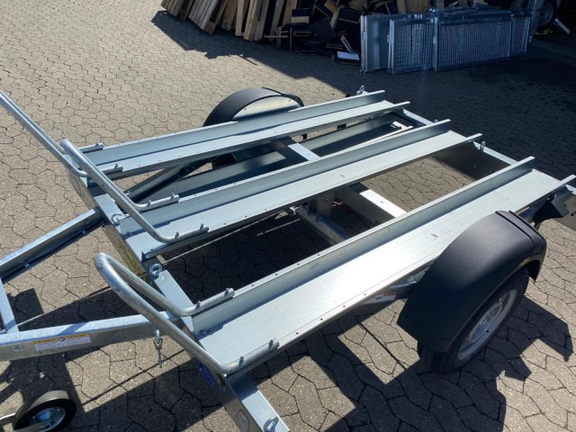 Humbaur Motorradanhänger HM 102113, HM 10 21 13, 1,0 t. 2095 x 1365 x 70 mm - Motorcycle trailer: picture 3 Humbaur Motorradanhänger HM 102113, HM 10 21 13, 1,0 t. 2095 x 1365 x 70 mm - Motorcycle trailer: picture 3