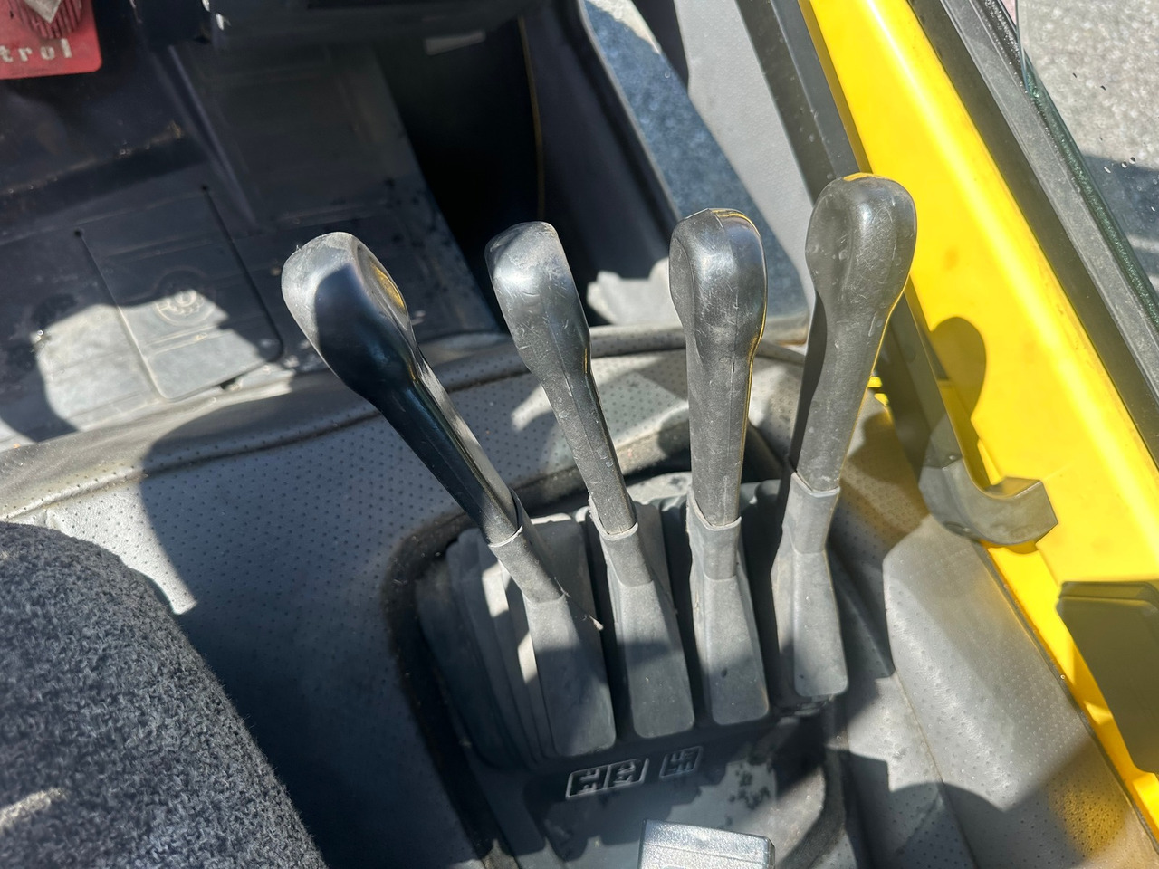 HYSTER H4.00XMS - Diesel forklift: picture 5 HYSTER H4.00XMS - Diesel forklift: picture 5