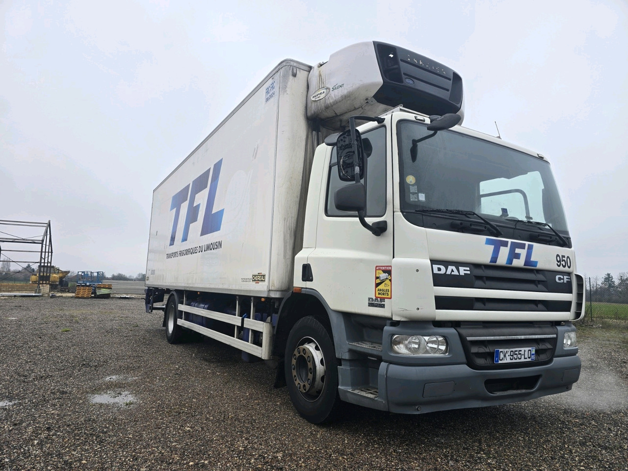 DAF CF75.310 - Refrigerator truck: picture 2 DAF CF75.310 - Refrigerator truck: picture 2