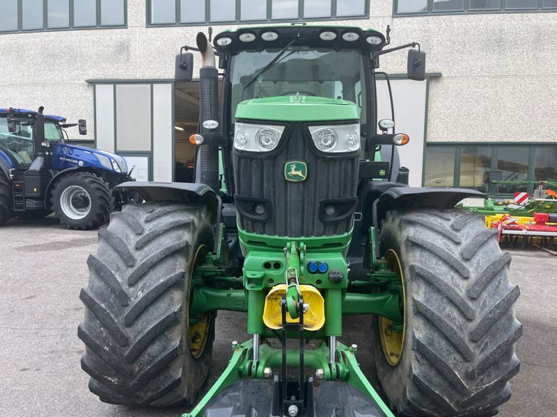 John Deere 6210 R AutoPower - Farm tractor: picture 2 John Deere 6210 R AutoPower - Farm tractor: picture 2