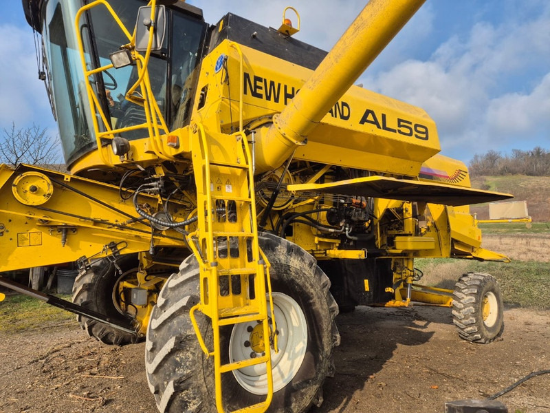 New Holland AL 59 - Combine harvester: picture 3 New Holland AL 59 - Combine harvester: picture 3