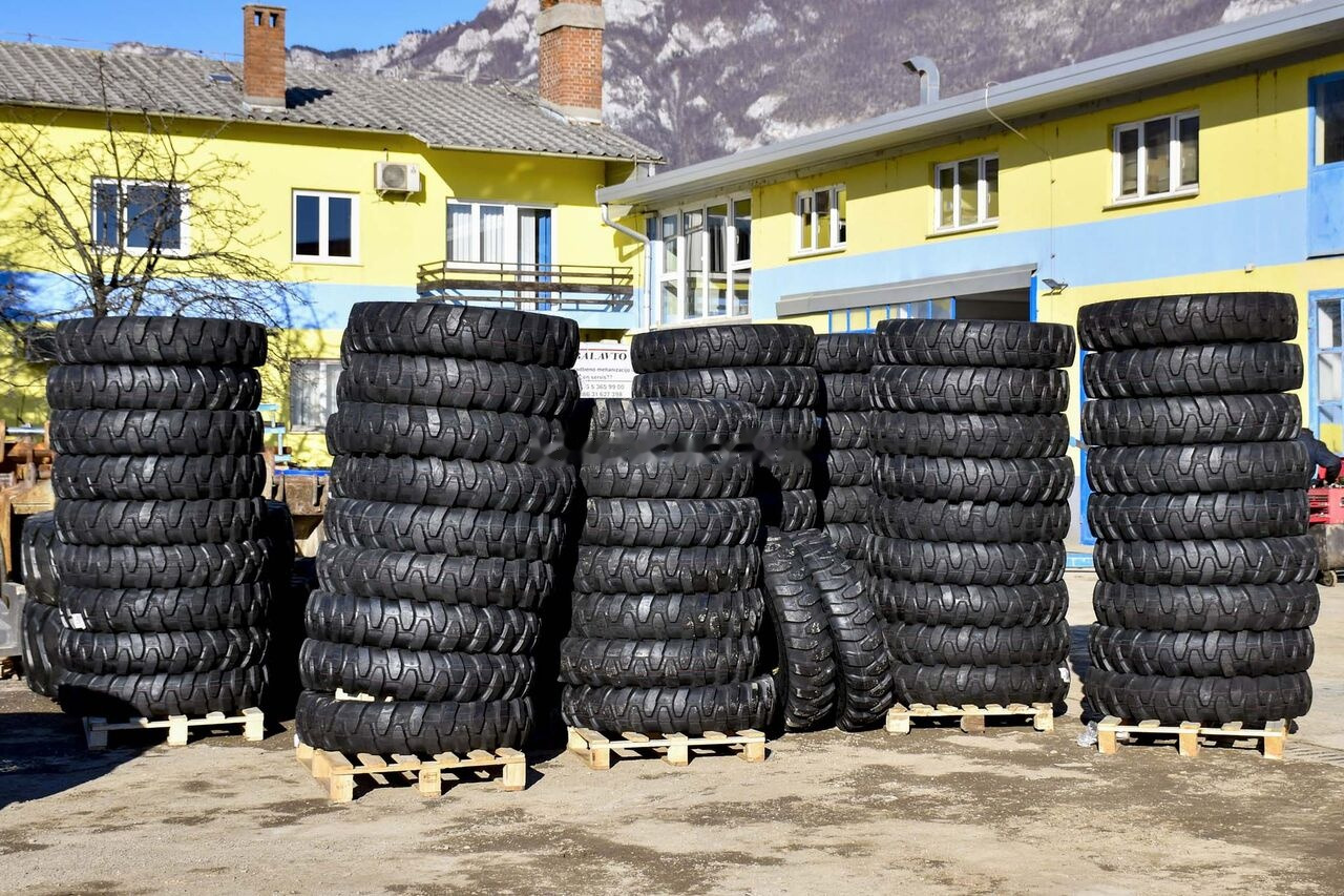 Armour 10.00-20/16. - Tire for Excavator: picture 1 Armour 10.00-20/16. - Tire for Excavator: picture 1