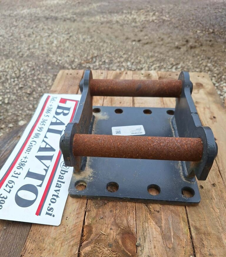 Attachment plate S30 for excavator plate compactor - Quick coupler for Compactor: picture 3 Attachment plate S30 for excavator plate compactor - Quick coupler for Compactor: picture 3