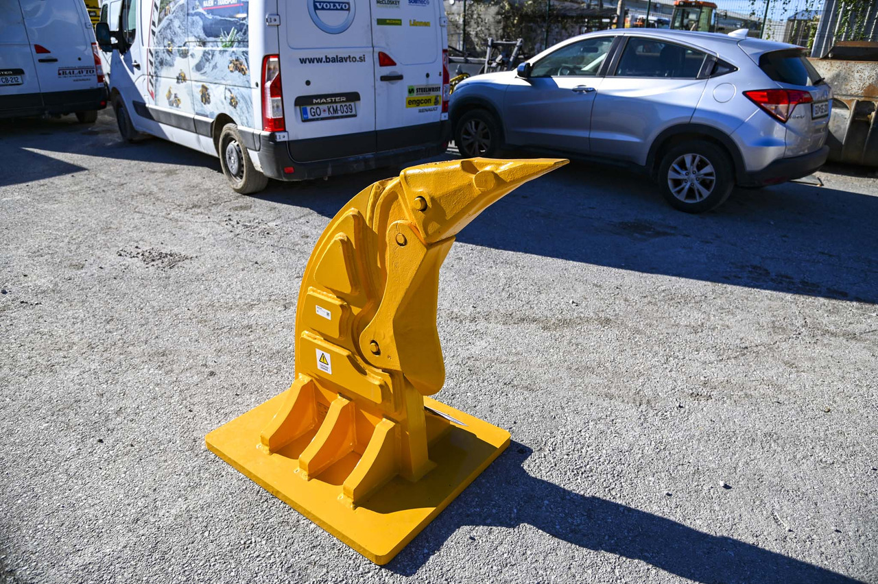 BAT BR17 - Ripper for Excavator: picture 3 BAT BR17 - Ripper for Excavator: picture 3