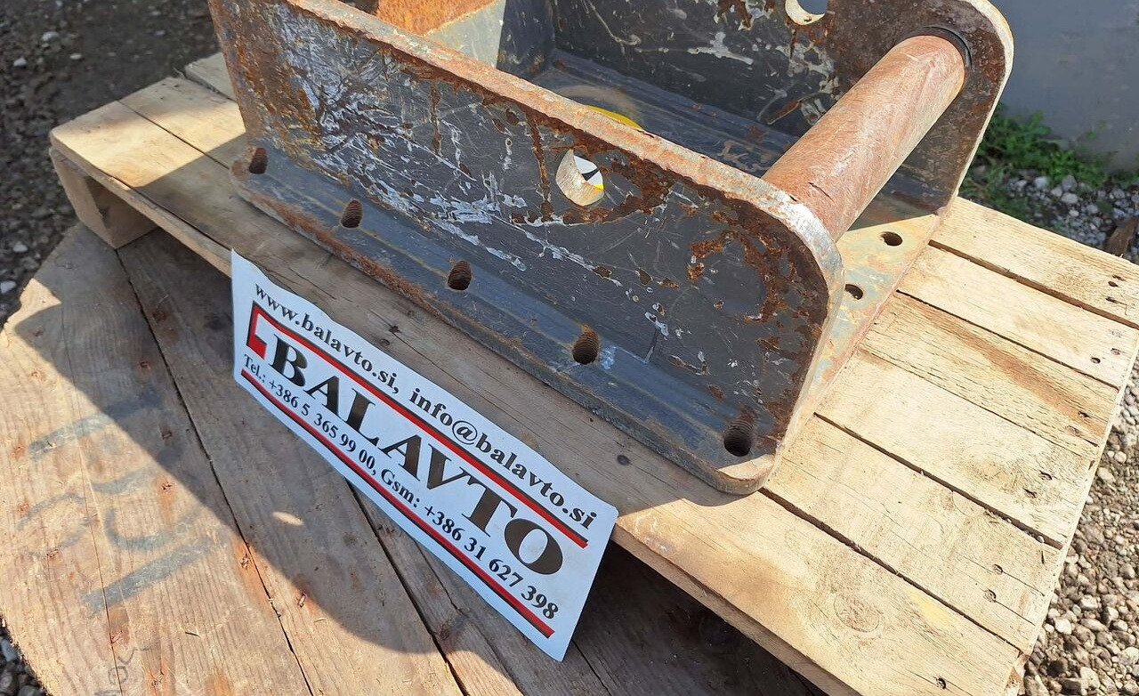 D&A 7V attachment plate for hydraulic breaker - Quick coupler: picture 1 D&A 7V attachment plate for hydraulic breaker - Quick coupler: picture 1