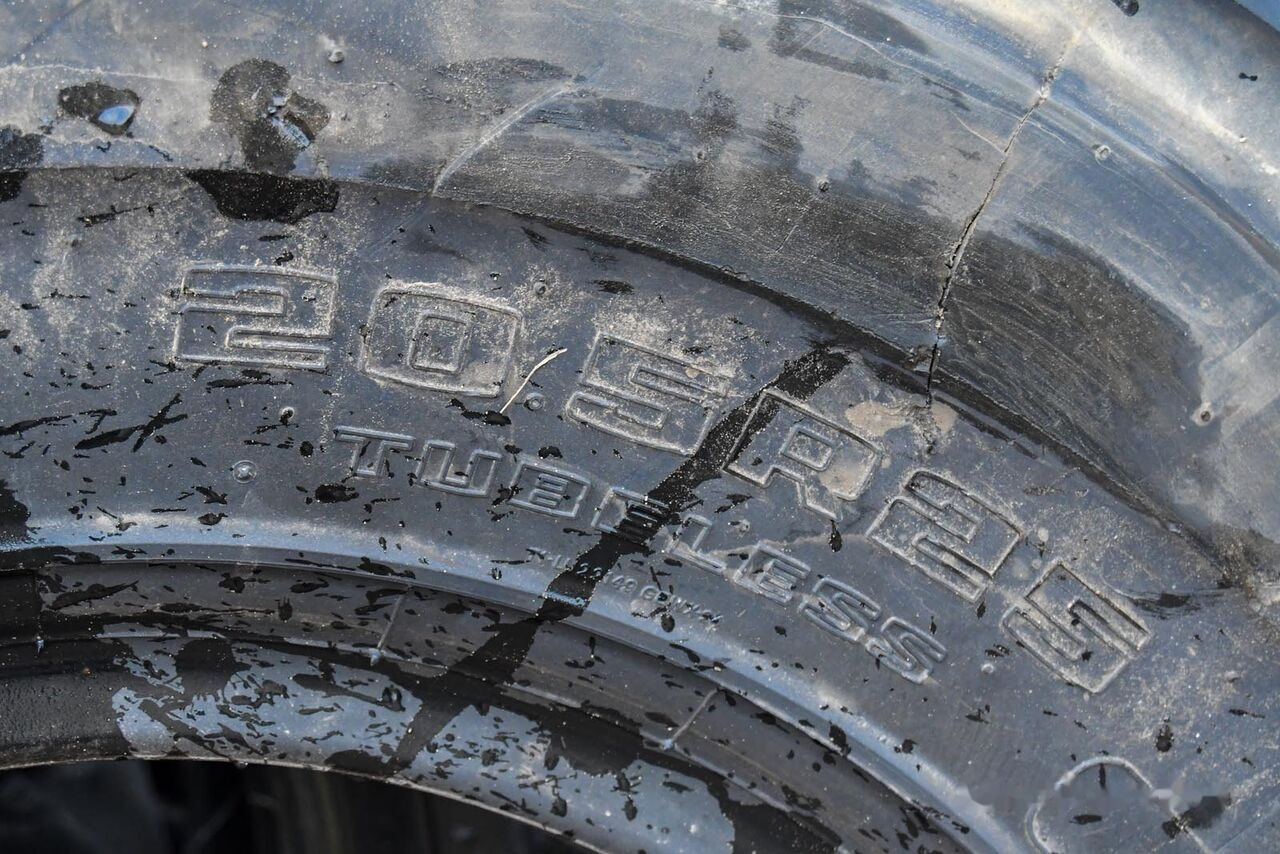 Wheel and tire package Goodyear 20.5R25: picture 10