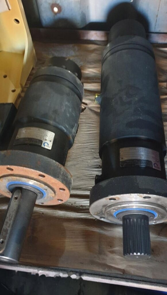 HKS DA--H 80 240º ESK1602481 for Putzmeister SPM 500 roadheader - Hydraulic motor: picture 1 HKS DA--H 80 240º ESK1602481 for Putzmeister SPM 500 roadheader - Hydraulic motor: picture 1