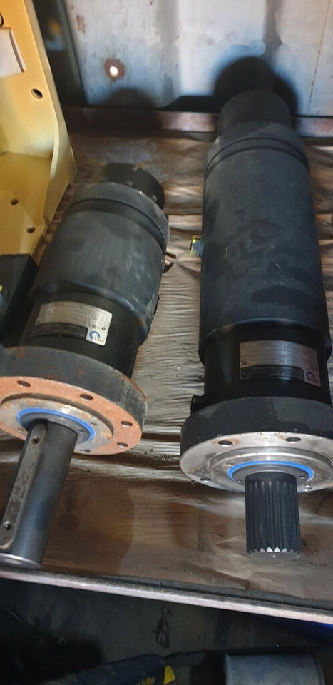 HKS DA--H 80 360º for PUTZMEISTER SPM 500 ESK1602791 for Putzmeister SPM 500 roadheader - Hydraulic motor: picture 2 HKS DA--H 80 360º for PUTZMEISTER SPM 500 ESK1602791 for Putzmeister SPM 500 roadheader - Hydraulic motor: picture 2