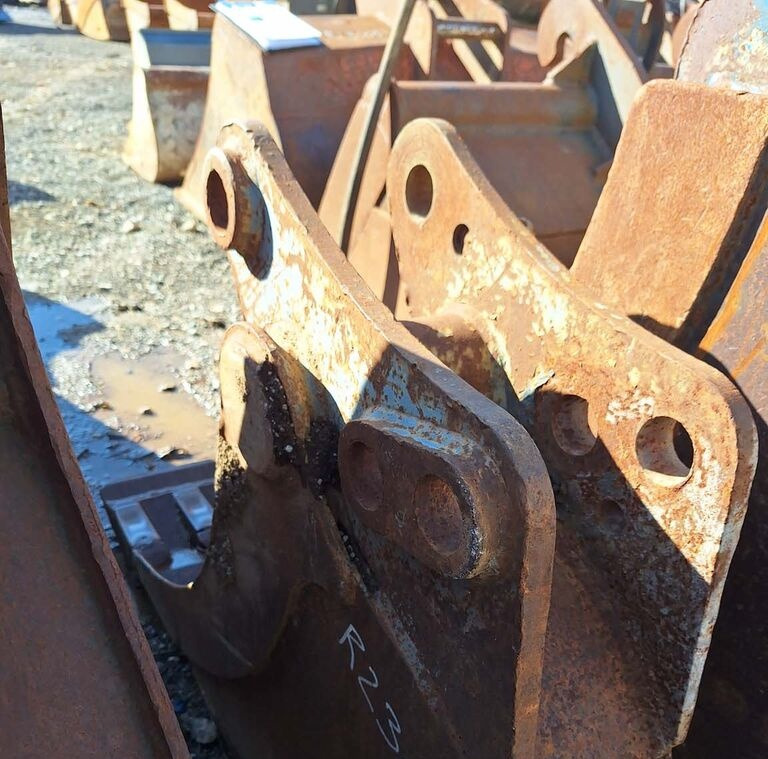 Narrow digging bucket 300 mm - Excavator bucket: picture 2 Narrow digging bucket 300 mm - Excavator bucket: picture 2