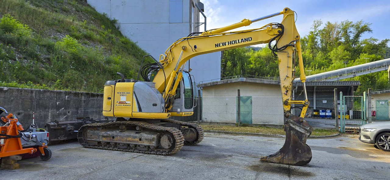 New Holland Kobelco E150BSR-2 Blade Runner - Crawler excavator: picture 3 New Holland Kobelco E150BSR-2 Blade Runner - Crawler excavator: picture 3