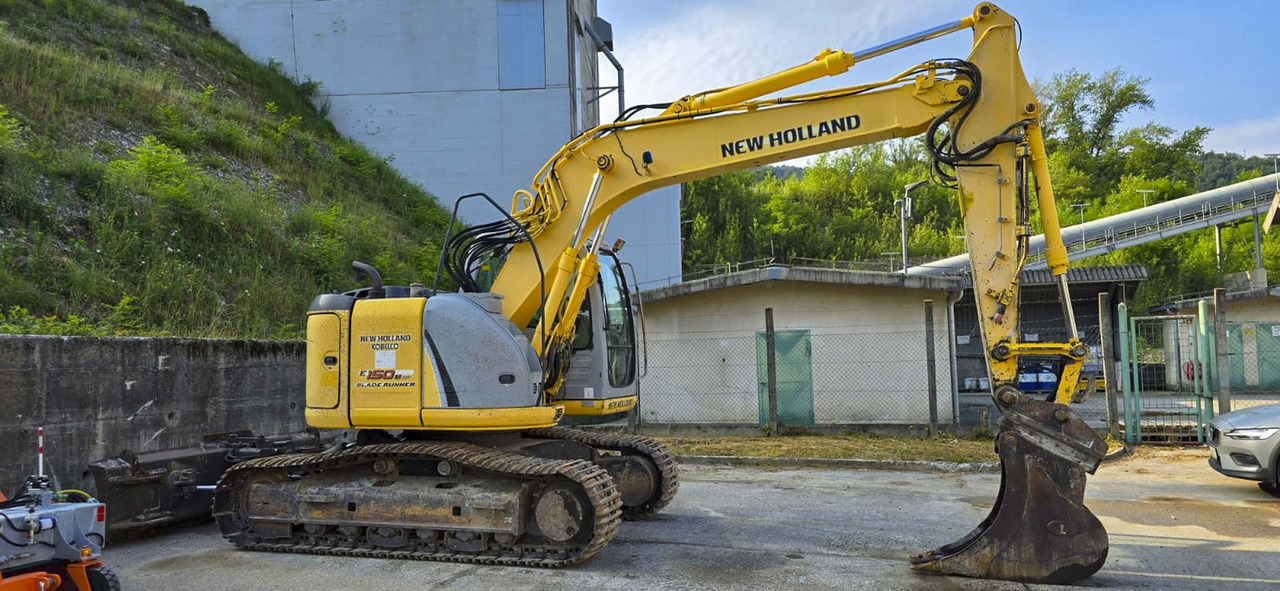 New Holland Kobelco E150BSR-2 Blade Runner - Crawler excavator: picture 2 New Holland Kobelco E150BSR-2 Blade Runner - Crawler excavator: picture 2