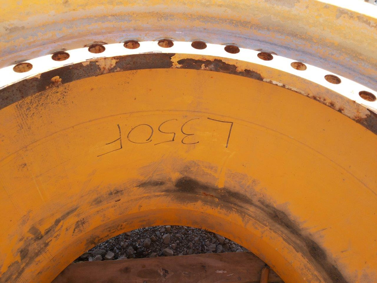 VOLVO L350F - Rim: picture 3 VOLVO L350F - Rim: picture 3