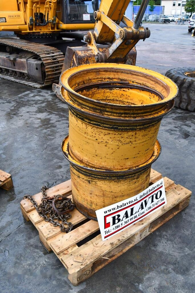 Volvo 4400, 6300, L90, L90B, L70 - Rim: picture 5 Volvo 4400, 6300, L90, L90B, L70 - Rim: picture 5