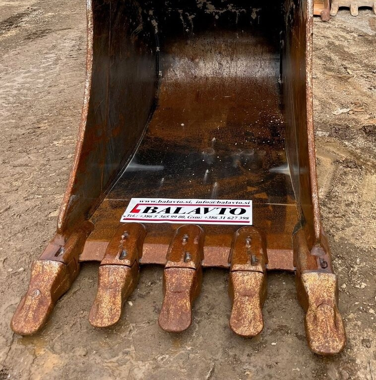 Volvo Digging bucket 1000 mm - Excavator bucket: picture 1 Volvo Digging bucket 1000 mm - Excavator bucket: picture 1