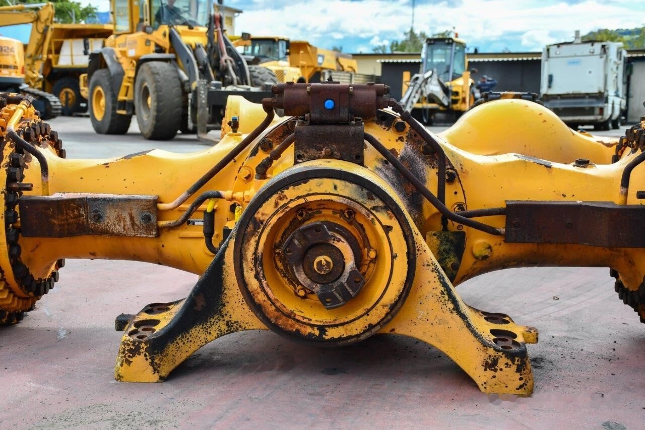 Axle and parts for Wheel loader Volvo L350F: picture 6