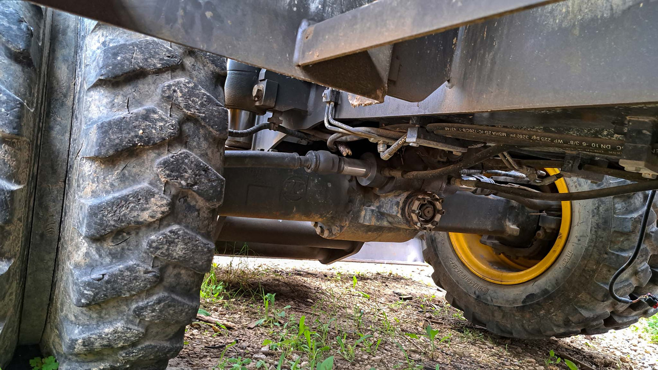 Volvo front axle 14693936 for Volvo EWR150E, EW180E, EWR170E, EW200E MH, EW160E - Front axle for Excavator: picture 2 Volvo front axle 14693936 for Volvo EWR150E, EW180E, EWR170E, EW200E MH, EW160E - Front axle for Excavator: picture 2