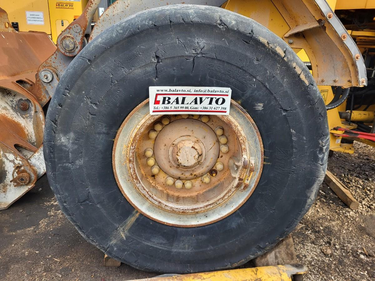 Volvo rims - Rim for Loader: picture 1 Volvo rims - Rim for Loader: picture 1