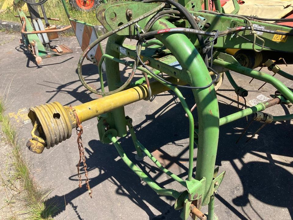 Tedder/ Rake Krone KW 5.50 Wender, Heuer, Zetter hydr. Grenzstreueinrichtung: picture 6