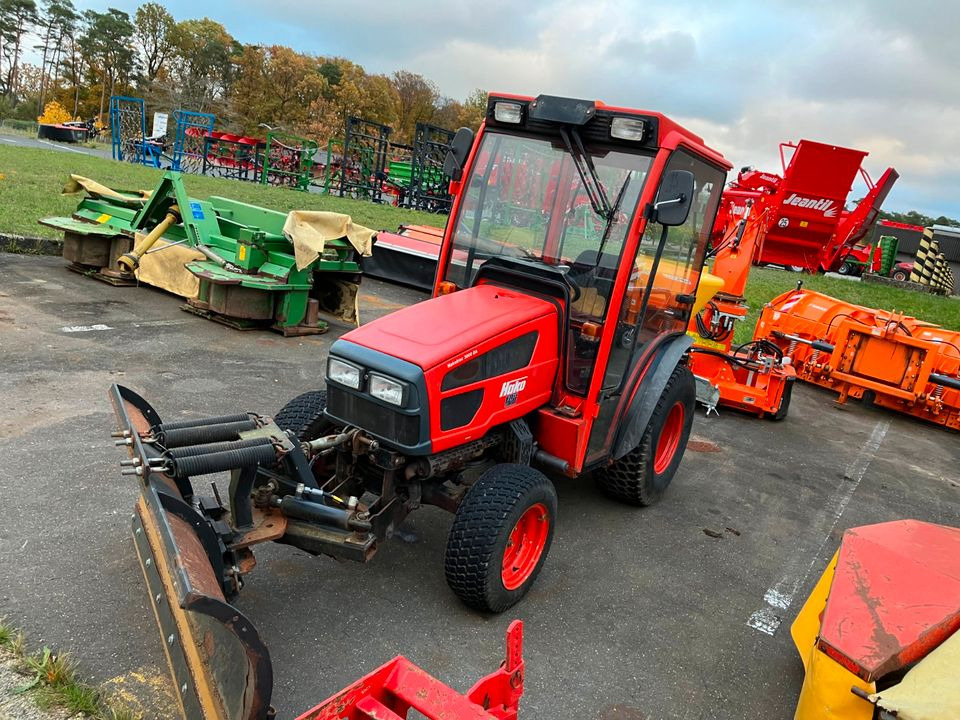 Winterdienst Hakotrac 3000DA Schneeschild Salzstreuer - Farm tractor, Municipal/ Special vehicle: picture 4 Winterdienst Hakotrac 3000DA Schneeschild Salzstreuer - Farm tractor, Municipal/ Special vehicle: picture 4