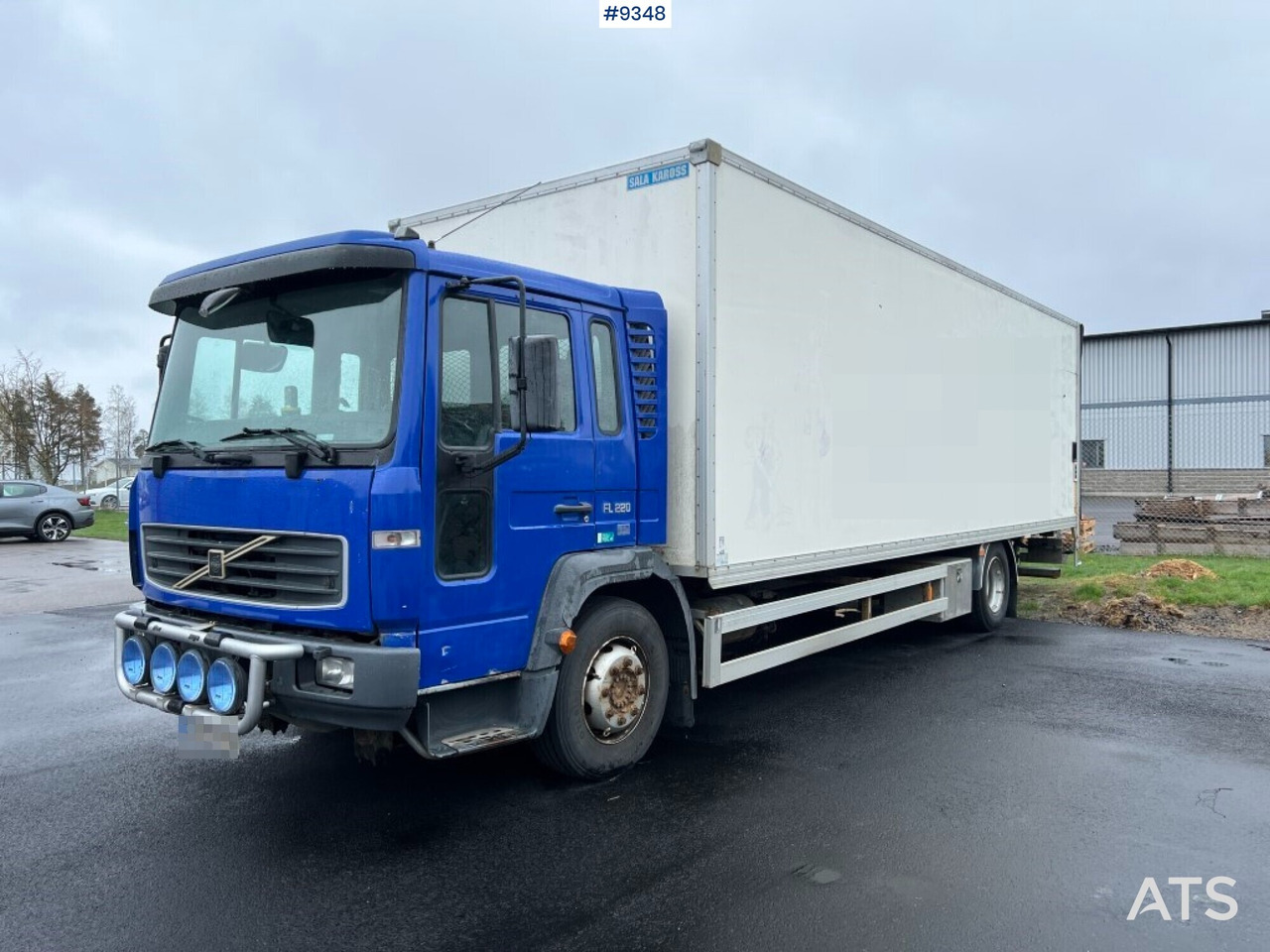 Box Truck Volvo FL6 4X2 with tail lift - Box truck: picture 1 Box Truck Volvo FL6 4X2 with tail lift - Box truck: picture 1