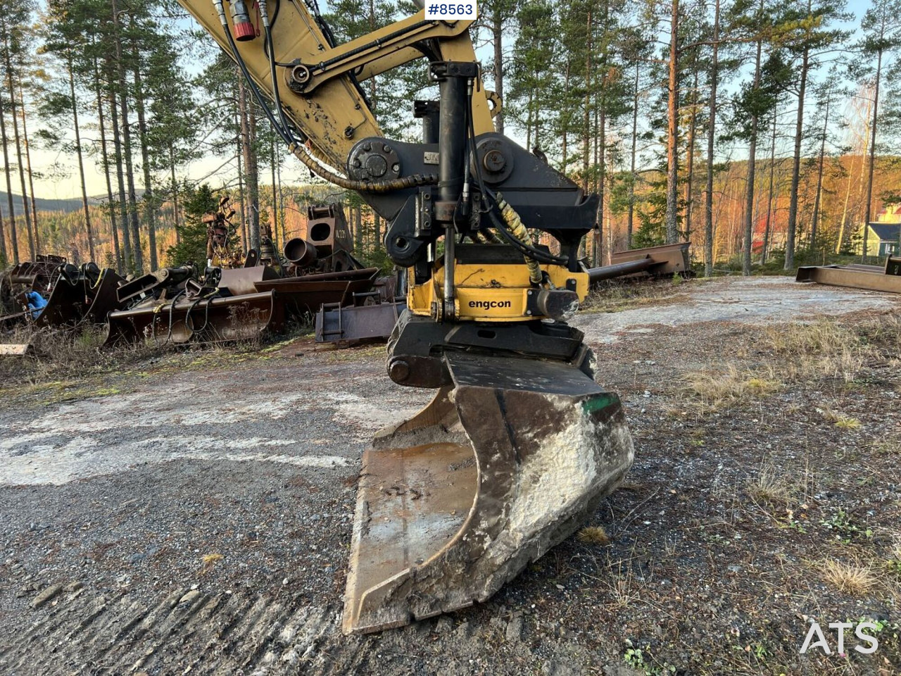 CAT 324 EL with Engcon tiltrotator and bucket (SEE VIDEO) - Crawler excavator: picture 5 CAT 324 EL with Engcon tiltrotator and bucket (SEE VIDEO) - Crawler excavator: picture 5