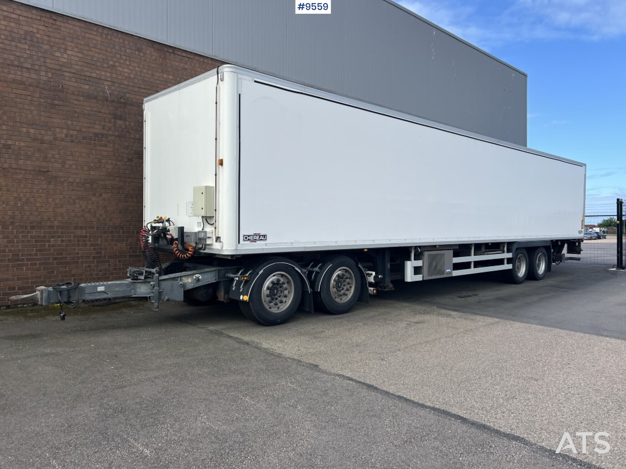 Closed box trailer Container trailer Chereau CSD2 with Dolly: picture 7