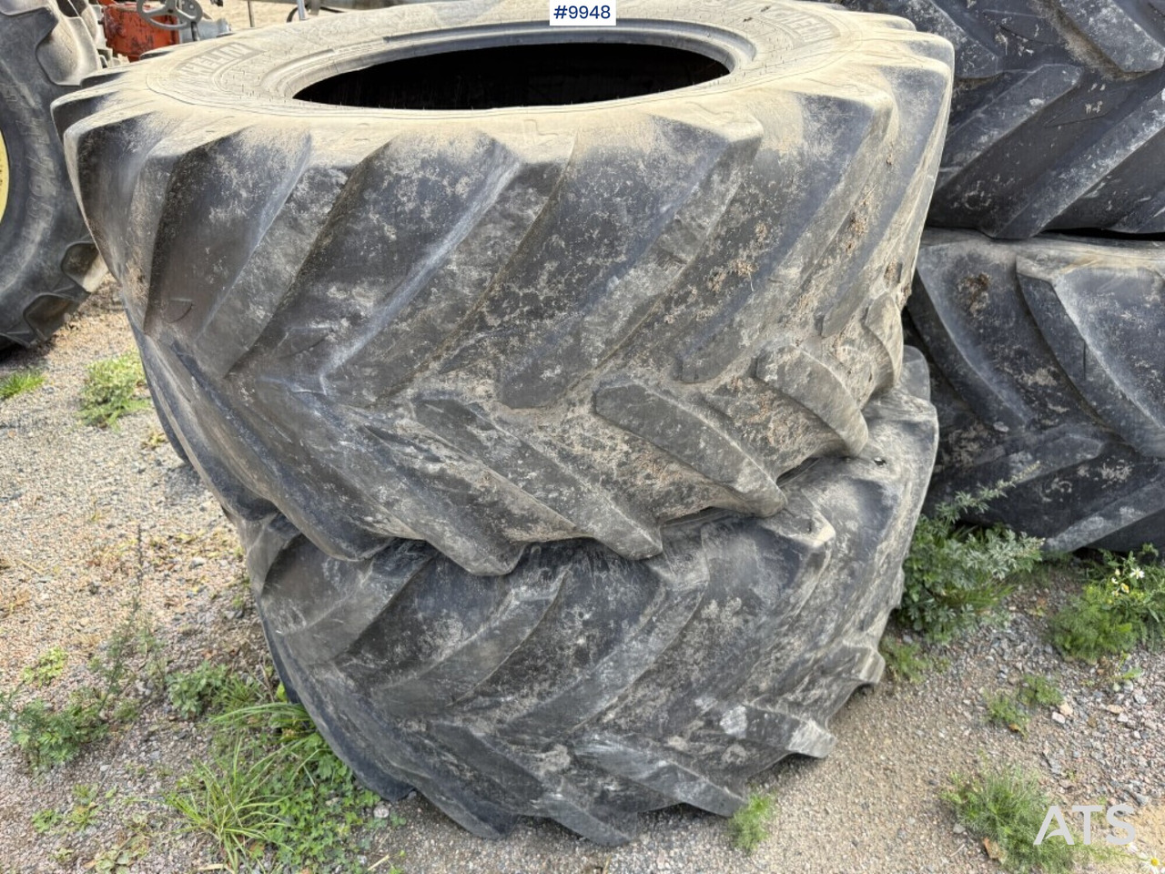 Tire for Farm tractor Däck till traktor Michelin fram och bak: picture 12