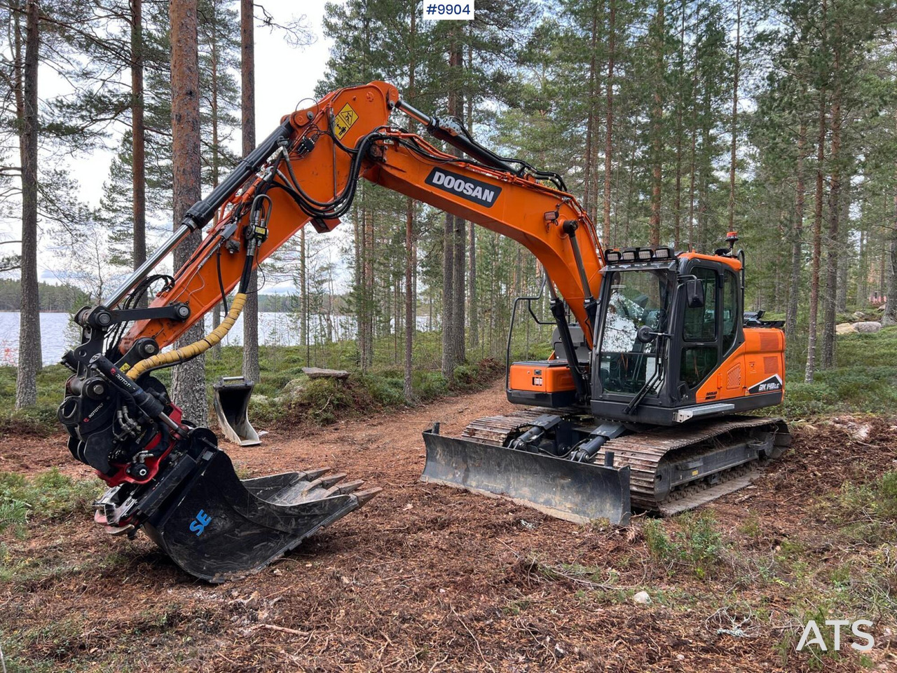 Doosan DX140LC-7 Excavator with rotor and equipments - Crawler excavator: picture 1 Doosan DX140LC-7 Excavator with rotor and equipments - Crawler excavator: picture 1