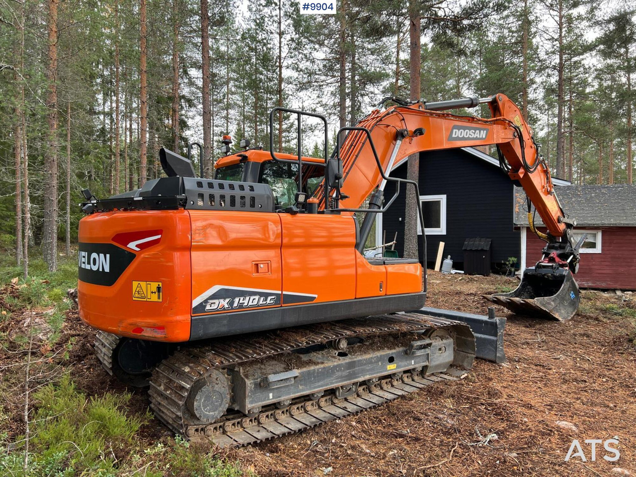 Doosan DX140LC-7 Excavator with rotor and equipments - Crawler excavator: picture 2 Doosan DX140LC-7 Excavator with rotor and equipments - Crawler excavator: picture 2