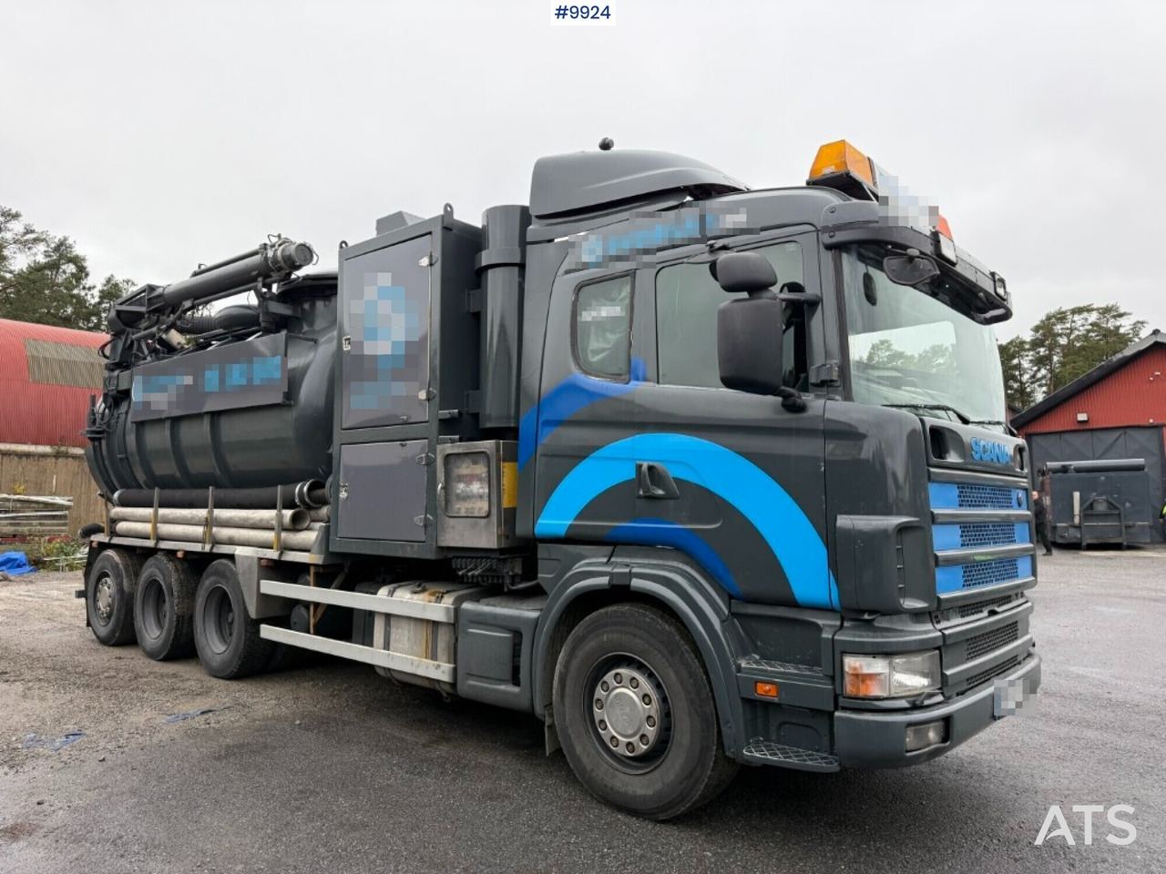Dry vacuum loader Scania R114 8x4 - Vacuum truck: picture 1 Dry vacuum loader Scania R114 8x4 - Vacuum truck: picture 1