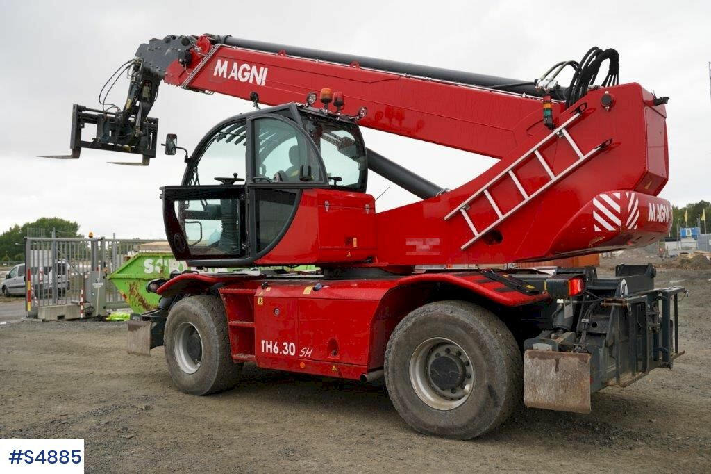 Telescopic handler Magni RTH 6,30 SH-M/C Around turning telescopic loader: picture 10