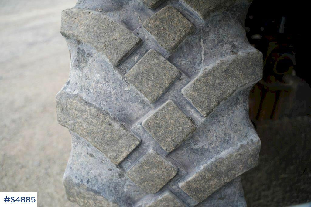 Telescopic handler Magni RTH 6,30 SH-M/C Around turning telescopic loader: picture 13