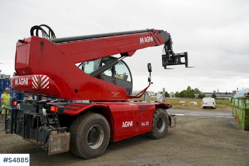 Telescopic handler Magni RTH 6,30 SH-M/C Around turning telescopic loader: picture 6