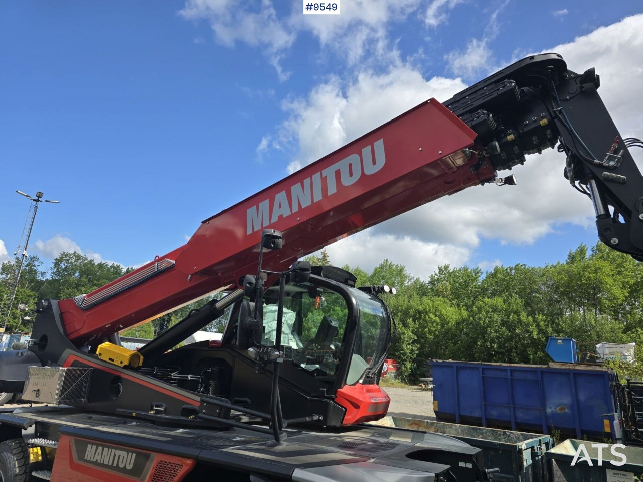 Telescopic handler Manitou MRT 2570 Rotating Telescopic Handler: picture 6
