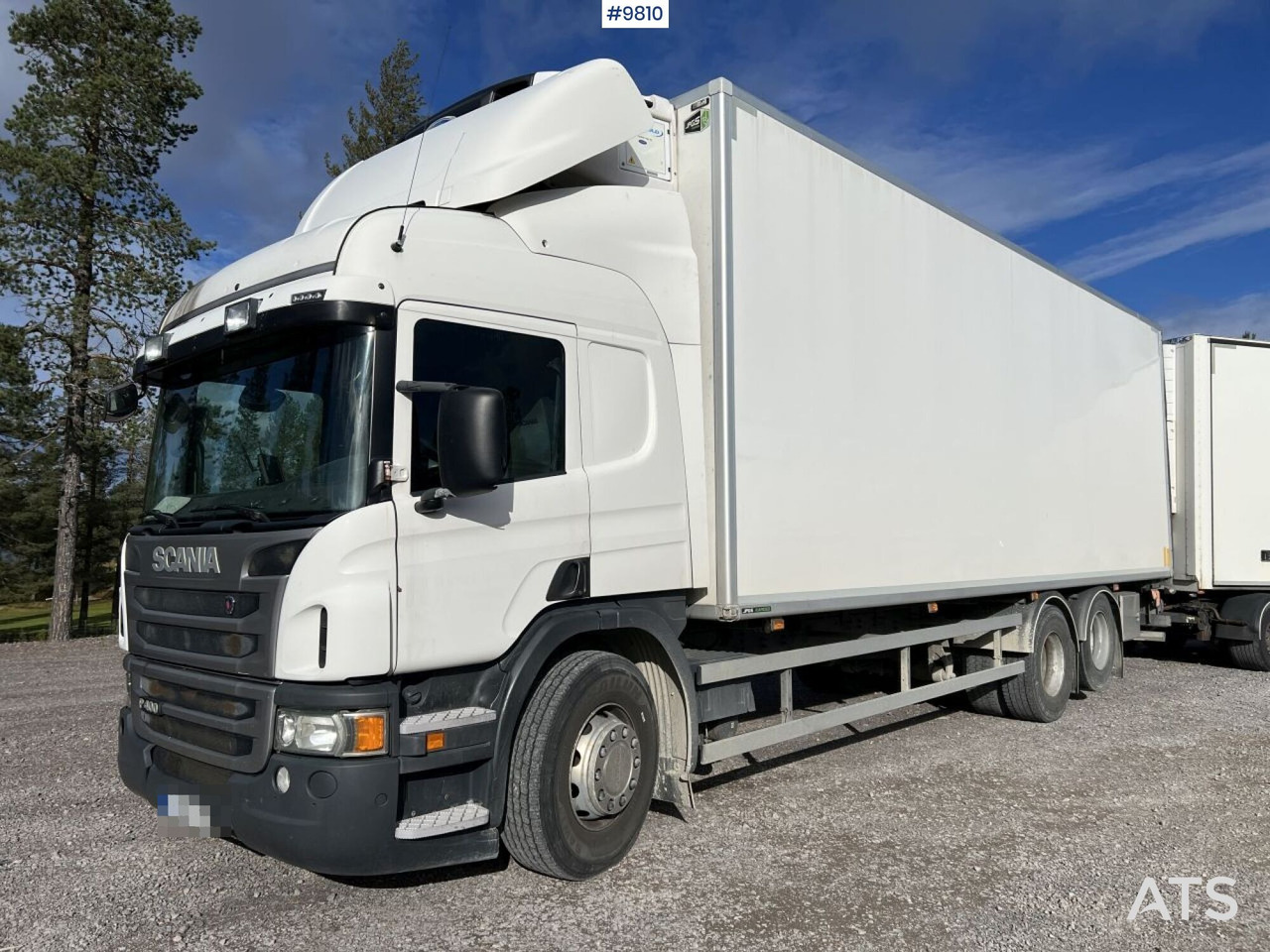 Scania P400 Box truck with tail lift - Box truck: picture 1 Scania P400 Box truck with tail lift - Box truck: picture 1
