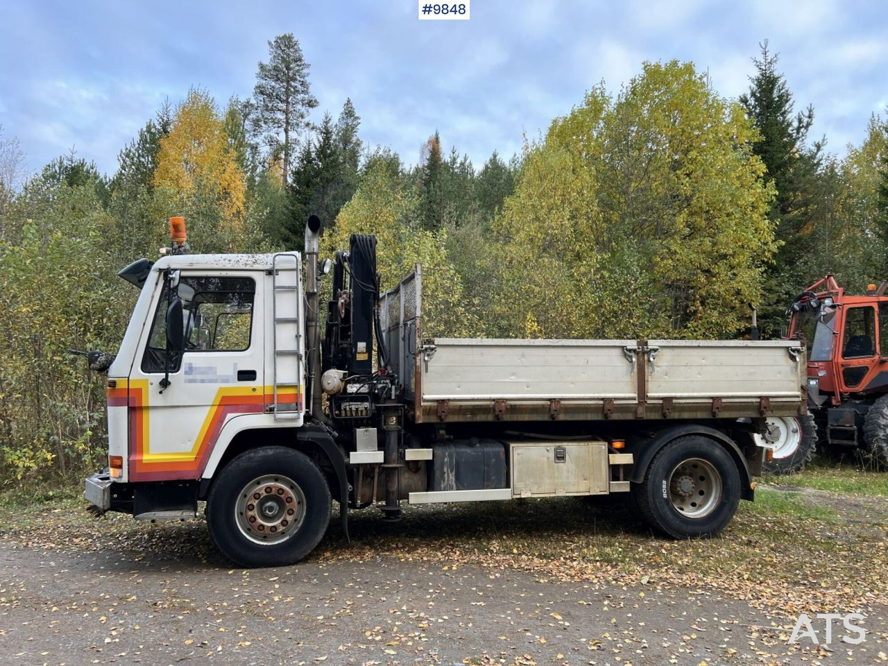 VOLVO FL7 4X2 Crane truck/Dump truck with Hiab071 crane - Tipper, Crane truck: picture 3 VOLVO FL7 4X2 Crane truck/Dump truck with Hiab071 crane - Tipper, Crane truck: picture 3