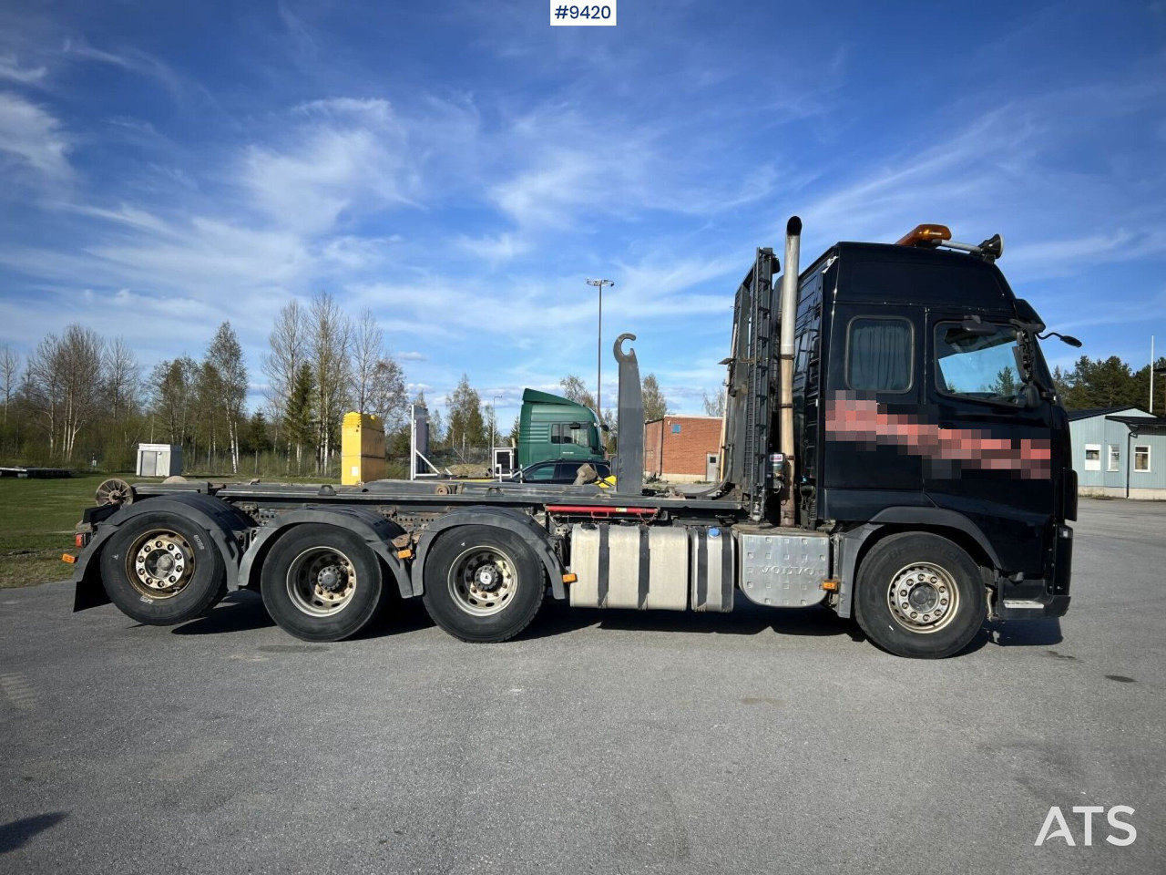 Volvo FH16 8*4 Tridem Hooklift - Hook lift truck: picture 3 Volvo FH16 8*4 Tridem Hooklift - Hook lift truck: picture 3