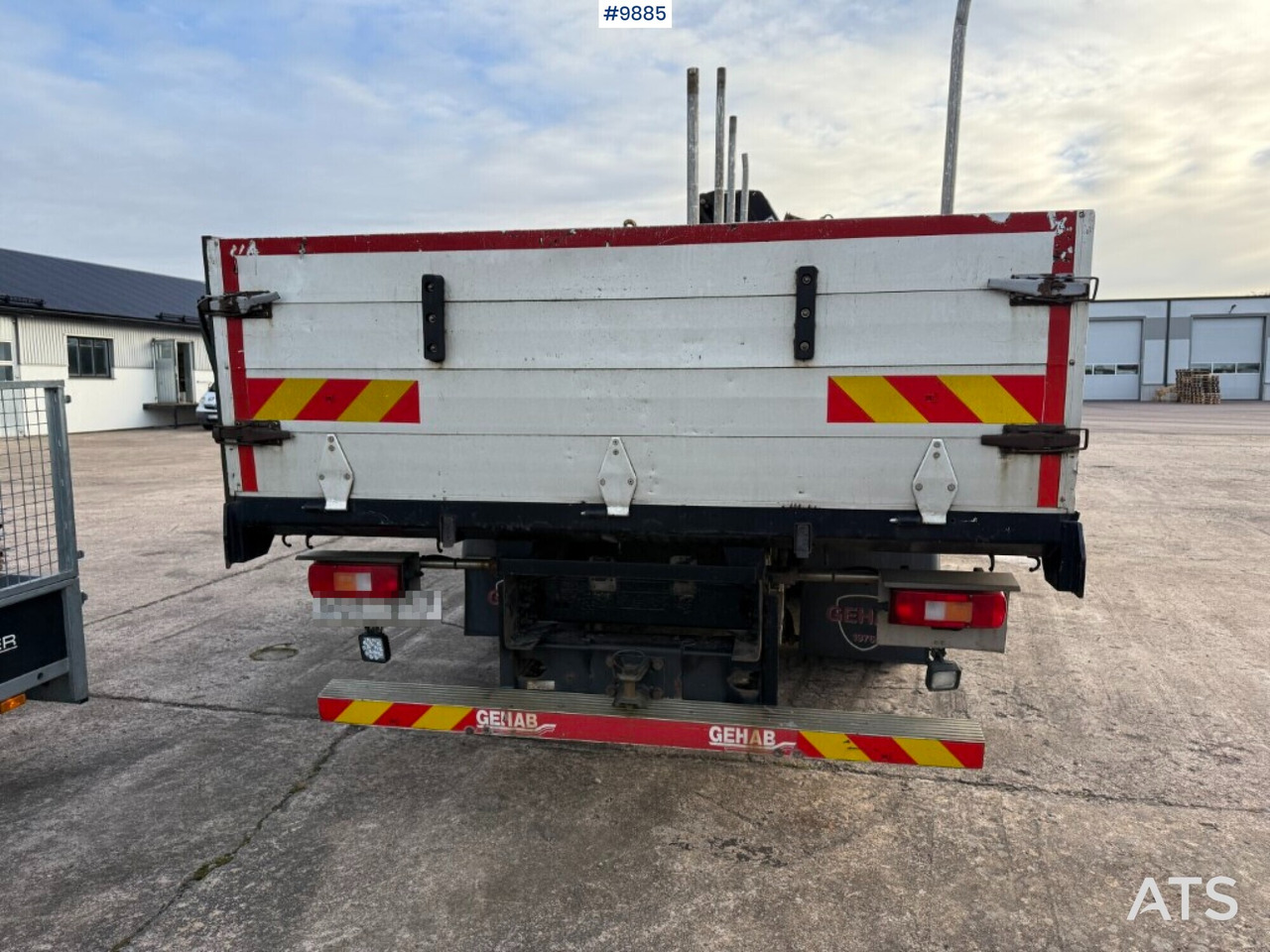 Volvo FM 340 6x2 crane truck with Hiab 220 (VIDEO) - Dropside/ Flatbed truck, Crane truck: picture 4 Volvo FM 340 6x2 crane truck with Hiab 220 (VIDEO) - Dropside/ Flatbed truck, Crane truck: picture 4