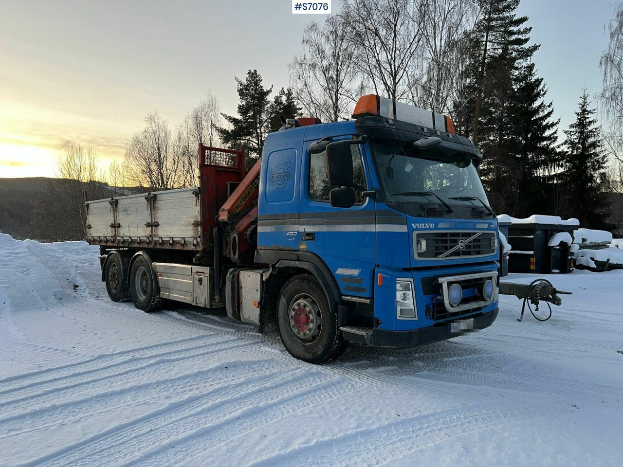 Volvo FM 400 6*2 Crane Truck with tiltable flatbed Palfinger PK16502 - Crane truck: picture 3 Volvo FM 400 6*2 Crane Truck with tiltable flatbed Palfinger PK16502 - Crane truck: picture 3