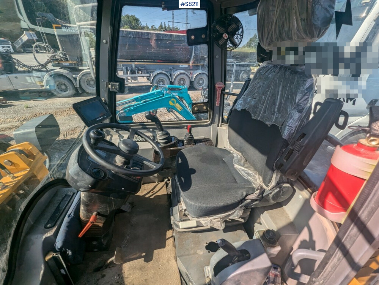 Wheel Loader Wolf WL160 with Bucket - Wheel loader: picture 4 Wheel Loader Wolf WL160 with Bucket - Wheel loader: picture 4